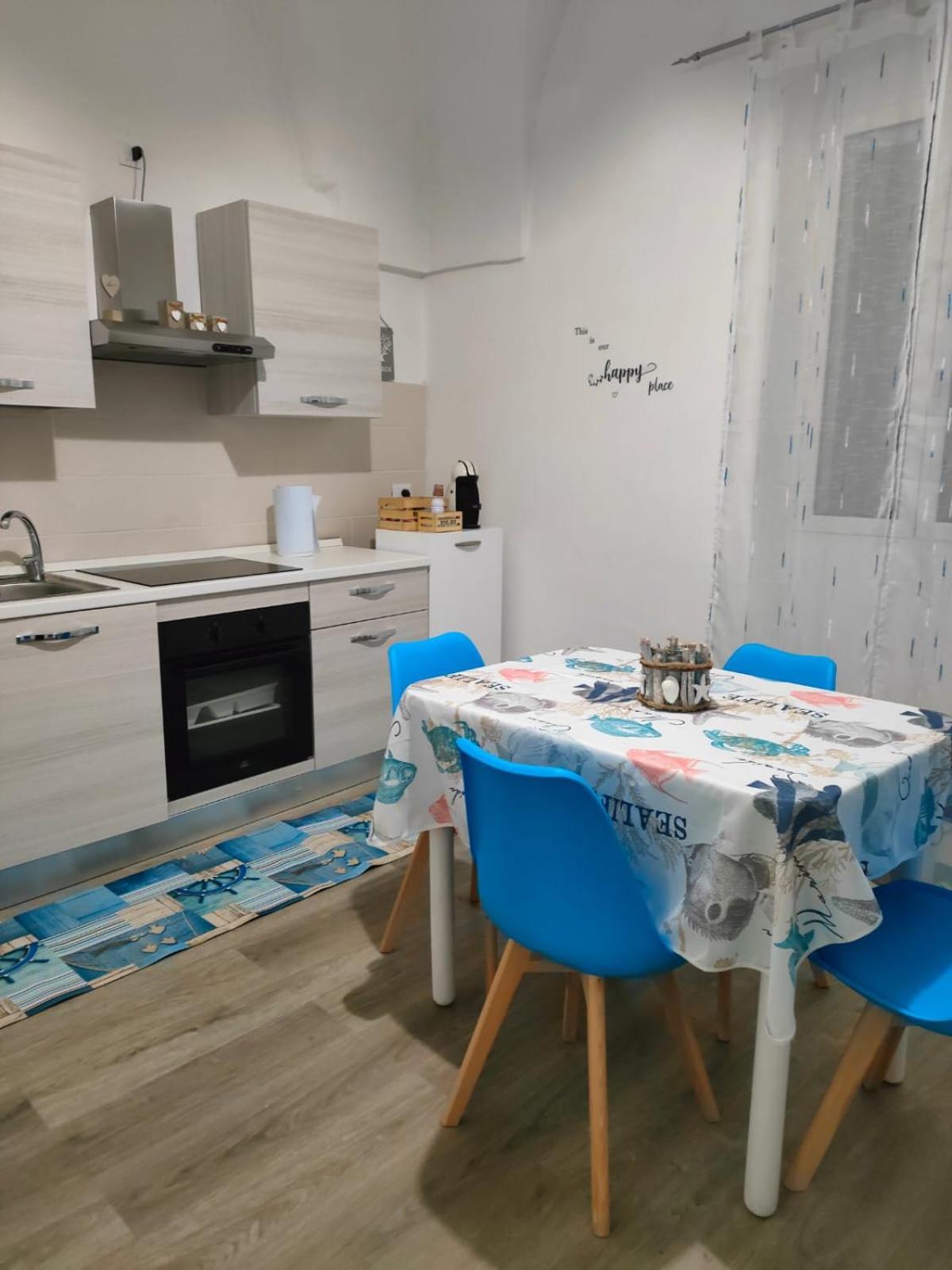 Tra Il Mare E Il Borgo - Pulsano Appartement Buitenkant foto